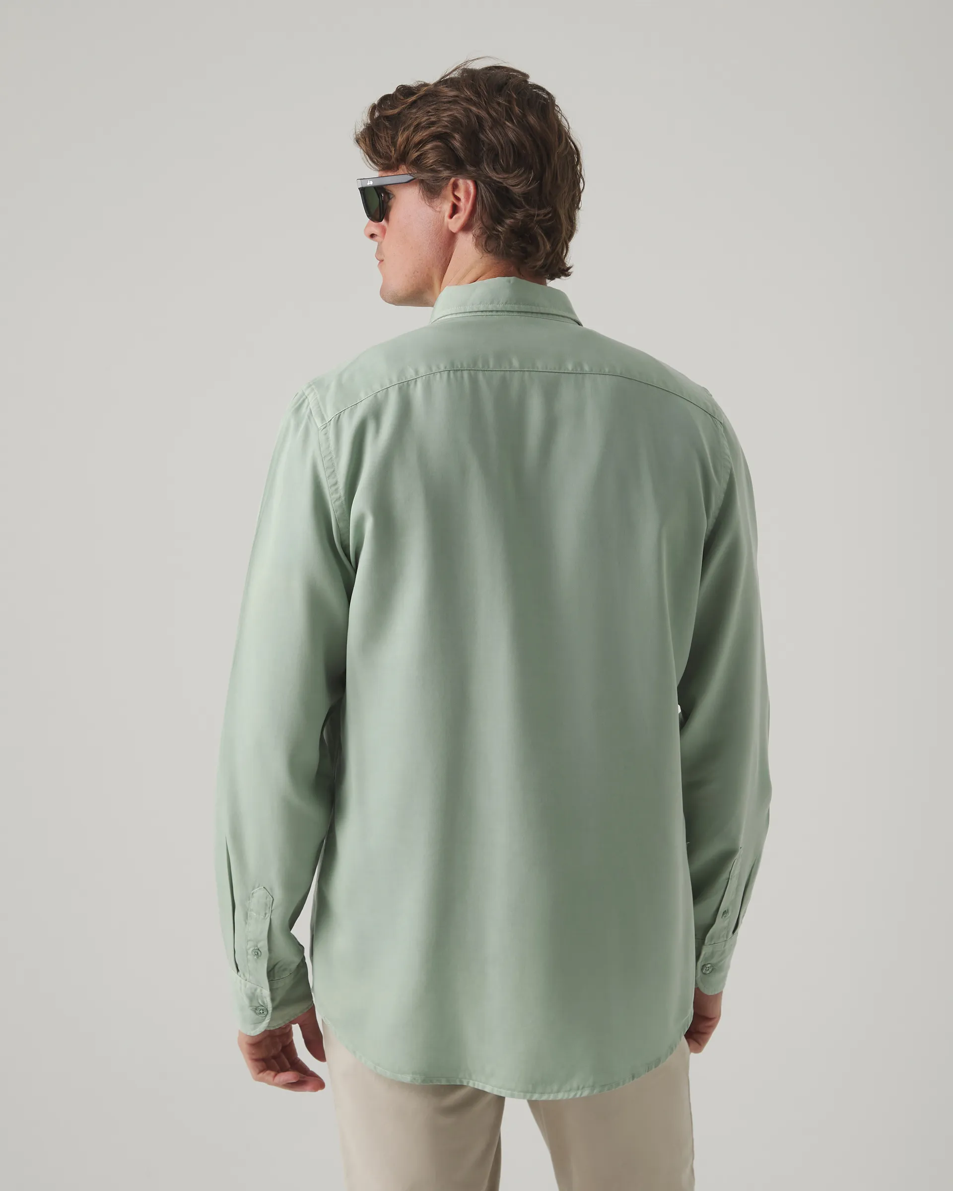 Camisa forest tencel verde grisáceo - Image 5