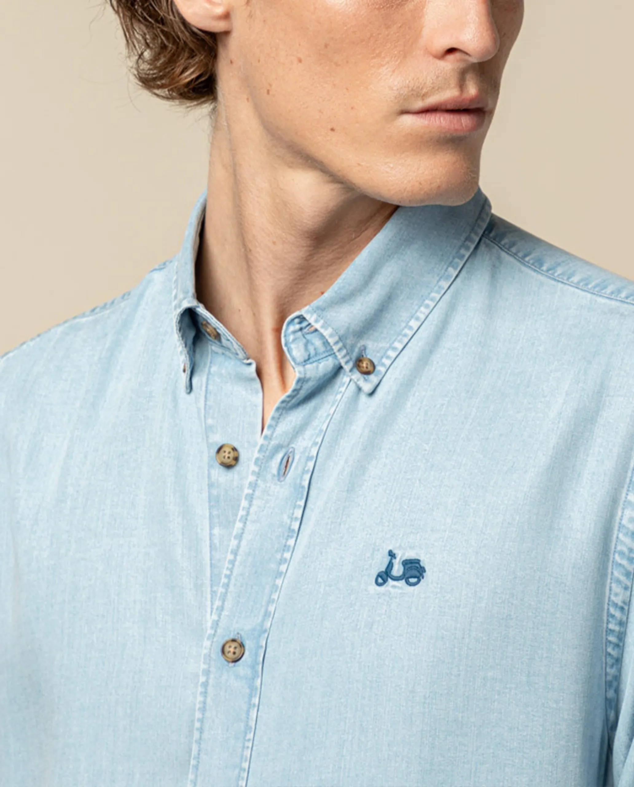 Camisa tencel denim claro - Image 3