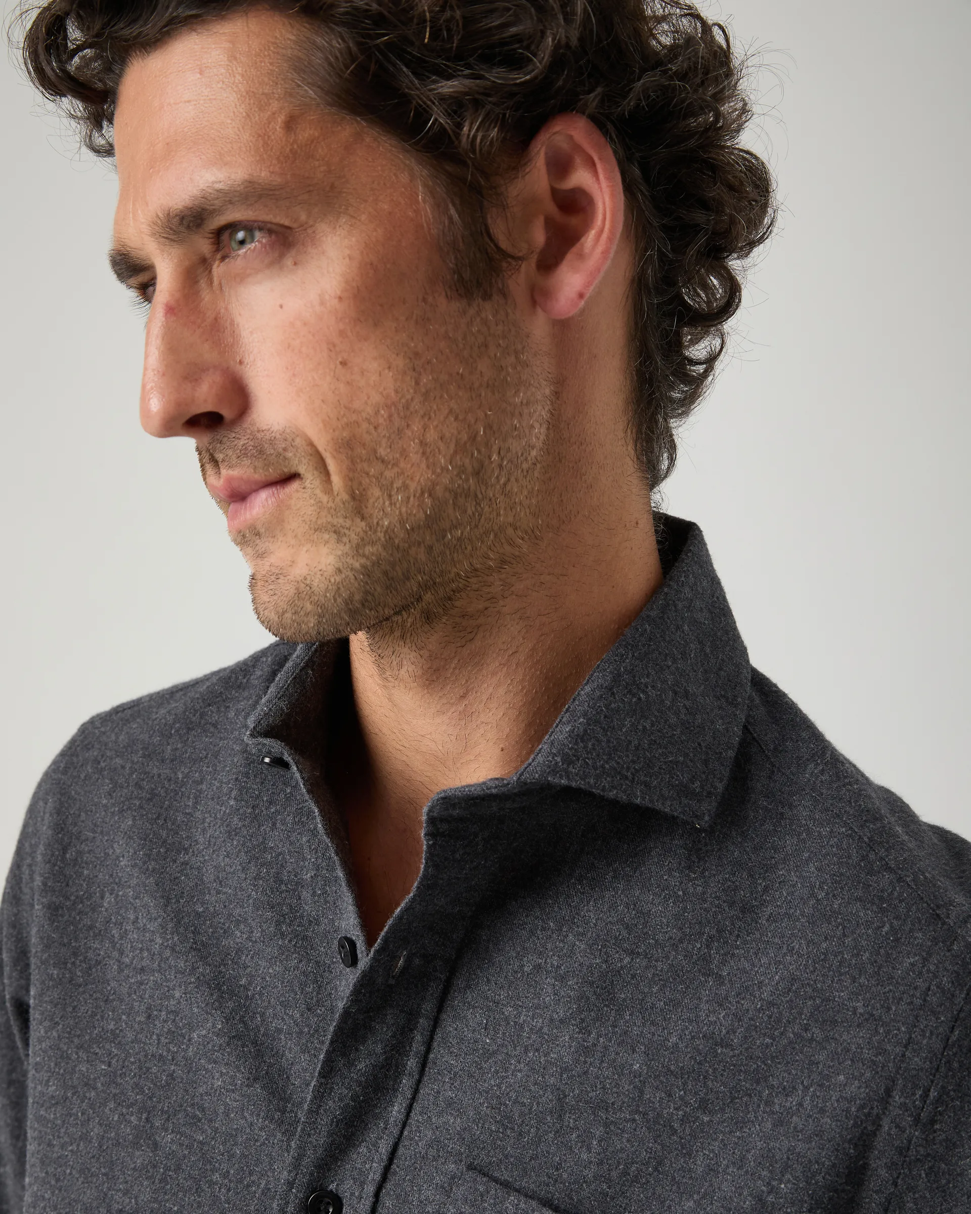 Camisa Urban Pocket Gris Oscuro - Image 3