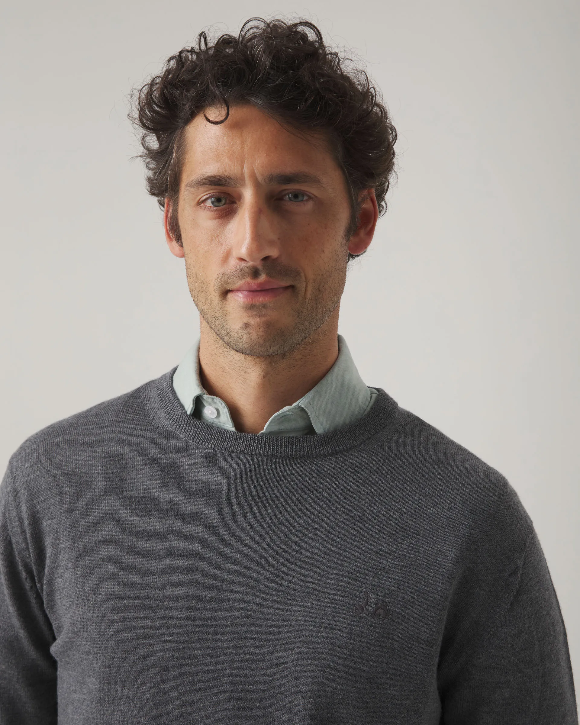 Jersey Crew Neck Merino Gris Medio - Image 3