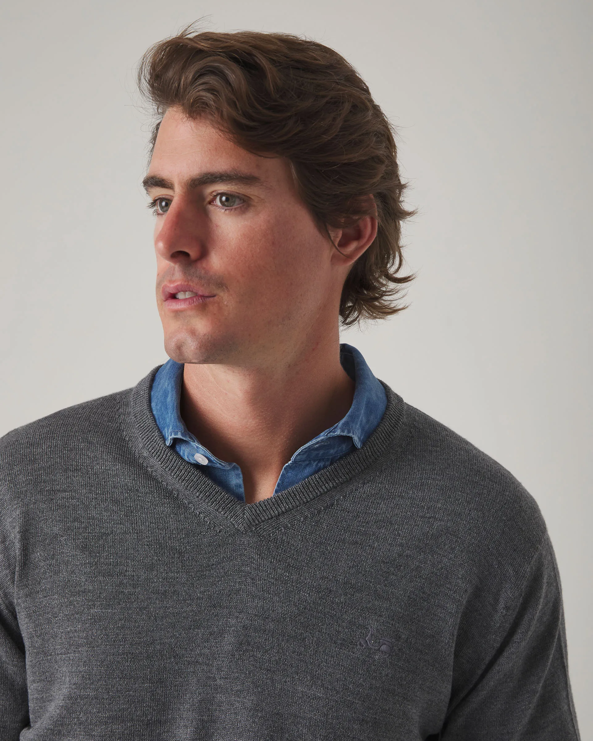 Jersey Iconic V Neck Merino Gris Medio - Image 4