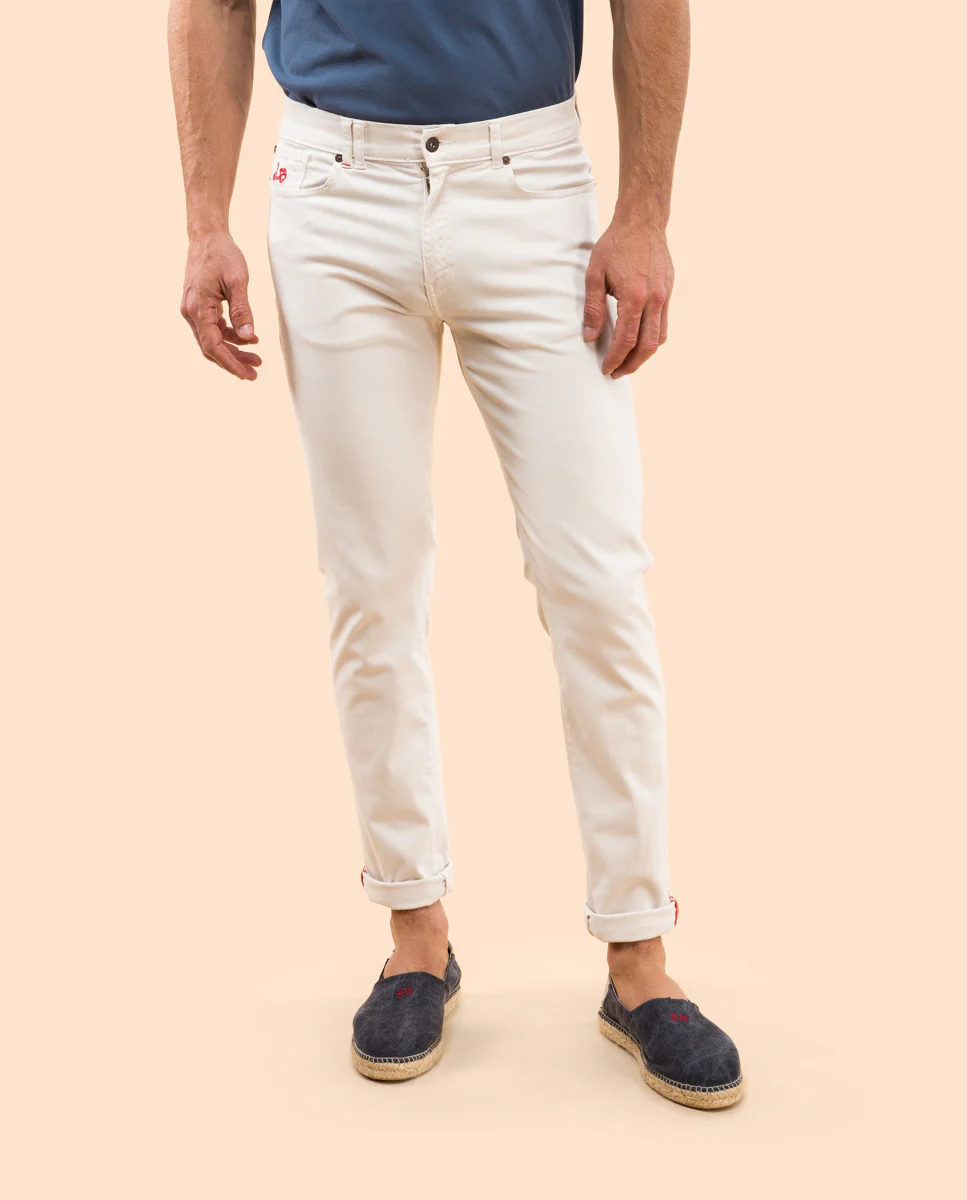 Pantalon 5 bolsillos beige claro