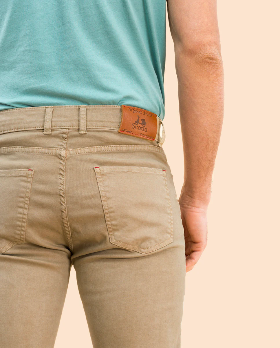 Pantalon 5 bolsillos beige oscuro - Image 3