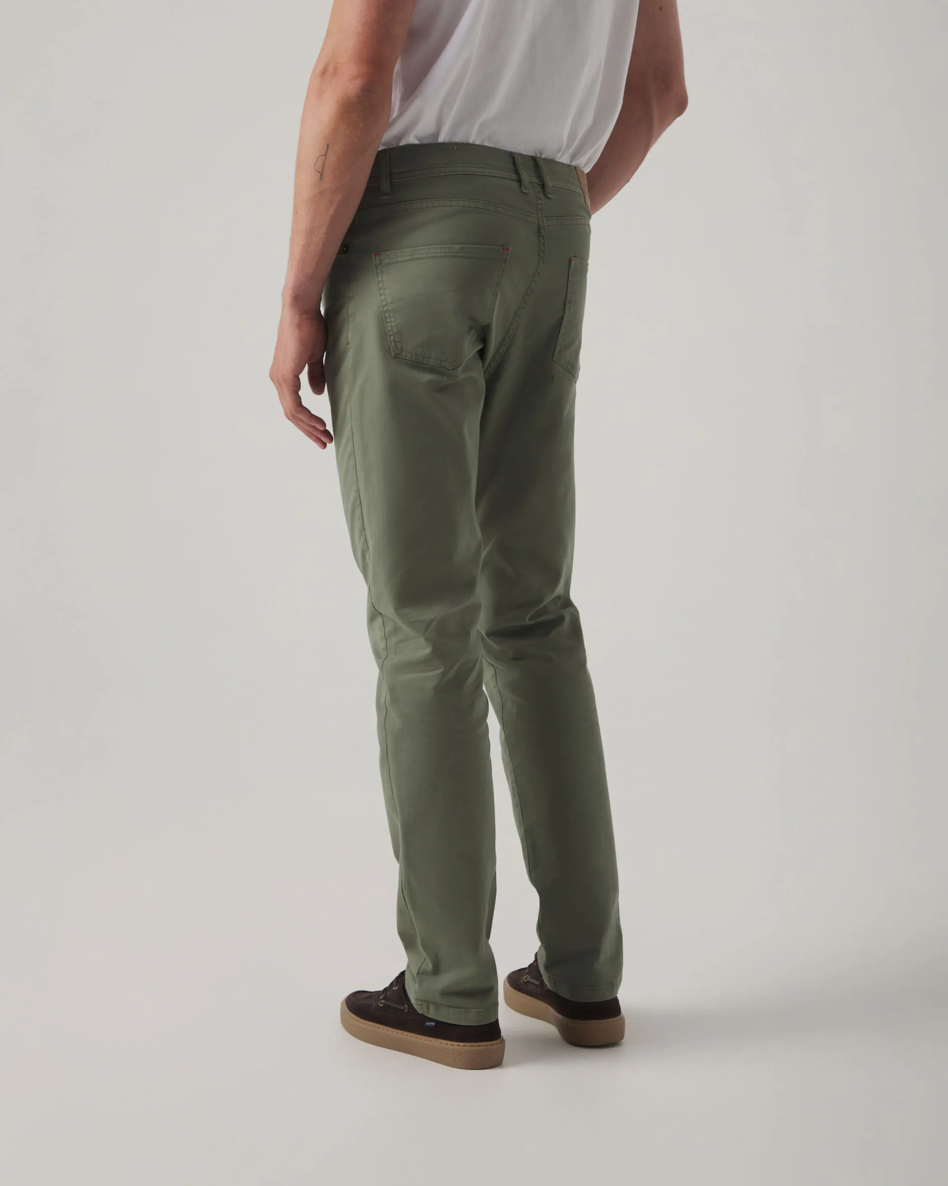 Pantalón cooper 5 bolsillos khaki - Image 2
