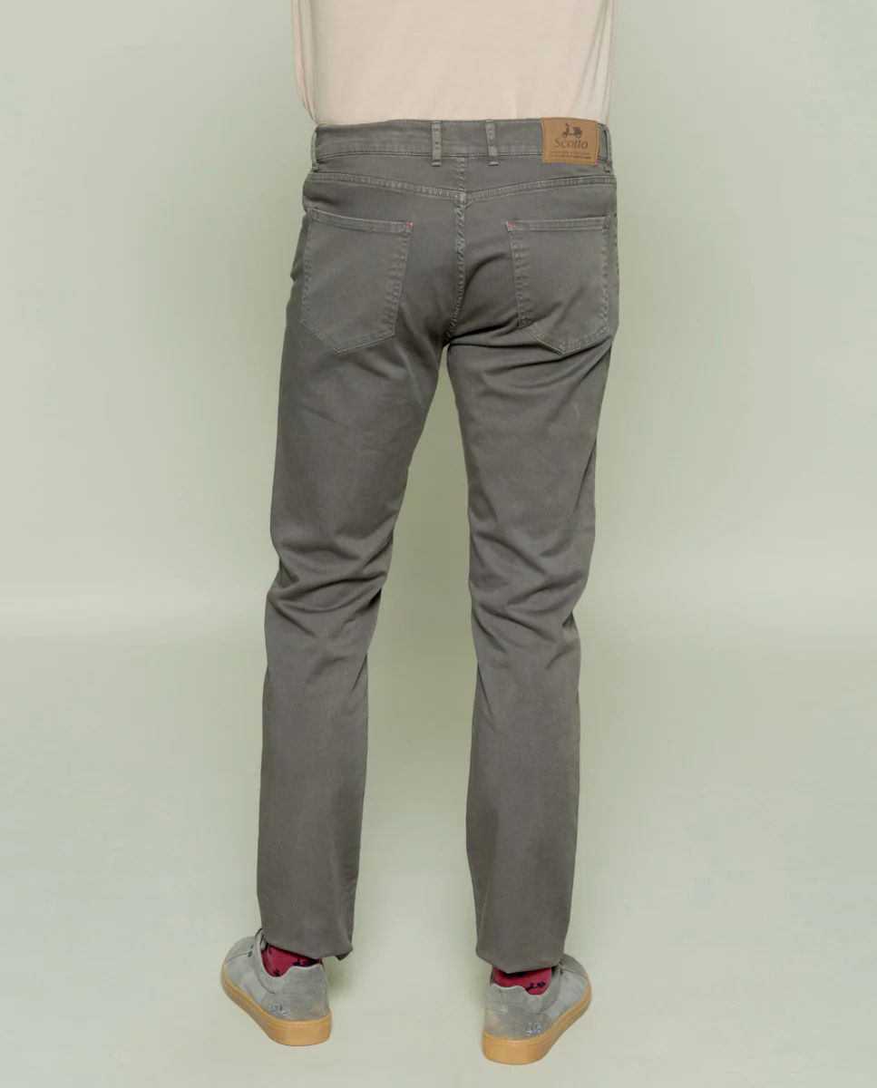 PANTALON COOPER 5 BOLSILLOS MARRON - Image 3