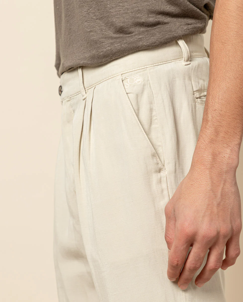 Pantalón doble pinza beige claro - Image 3